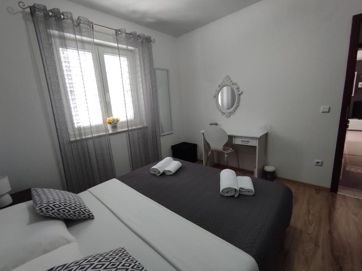 Zunabovic Apartament *